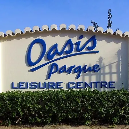 Oasis Parque, Alvor. Villa