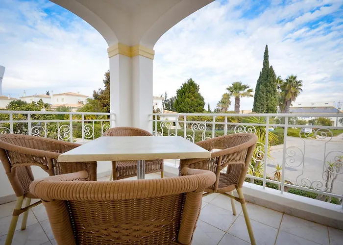 Oasis Parque, Alvor. Villa