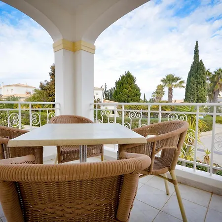 Oasis Parque, Alvor. Вилла